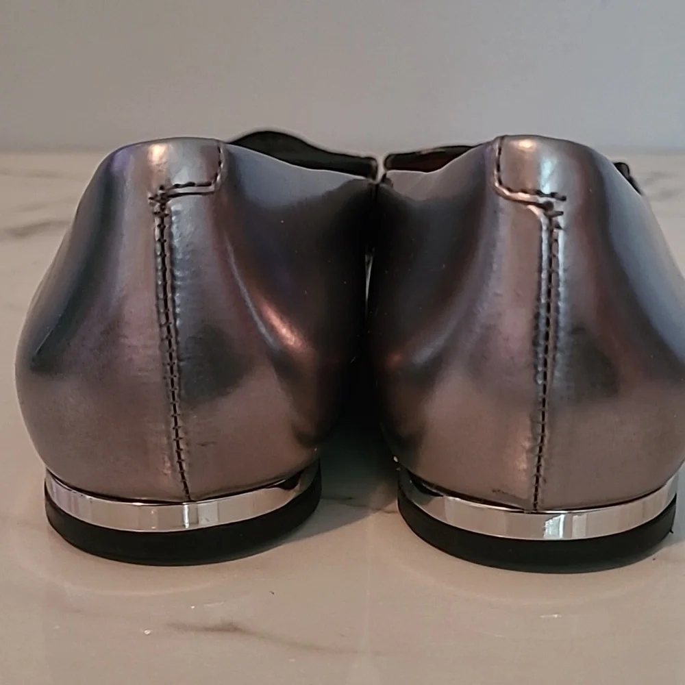 Coach Walsh Silver Metallic Mirror Leather Black Suede Pointed Toe Flats Shoes 6